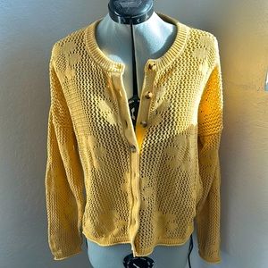 Brand new Madewell crocheted sweater. Butter yellow . Size small.